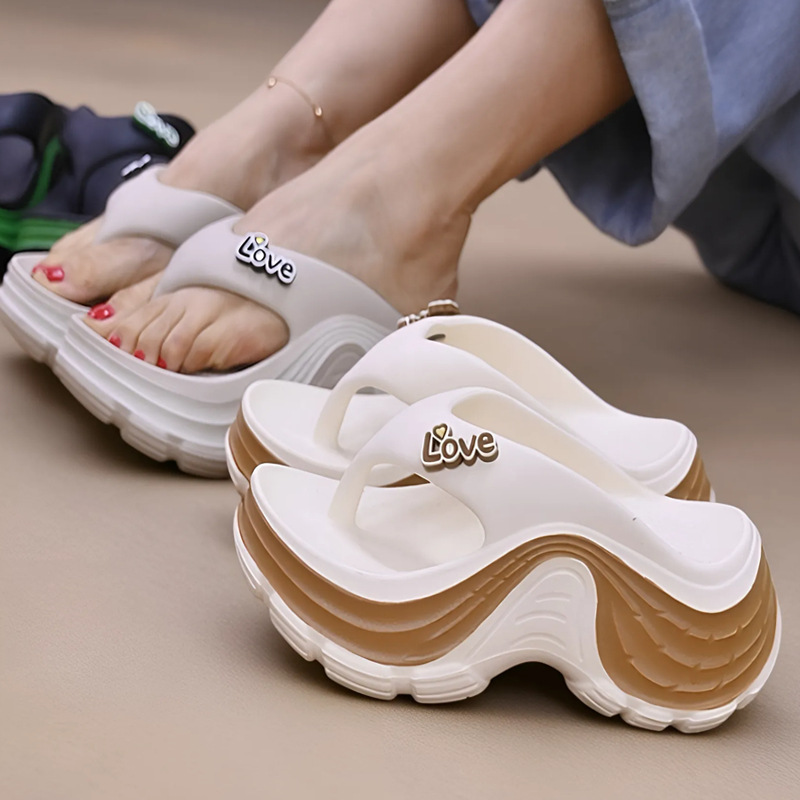 Новые женские шлепанцы Y2K на  – обзор и цена Women'S Shoes Veja