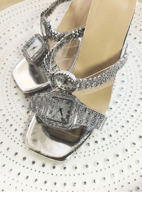 Оригинальный дизайн, босоножки – обзор и цена Clear Strap Heel