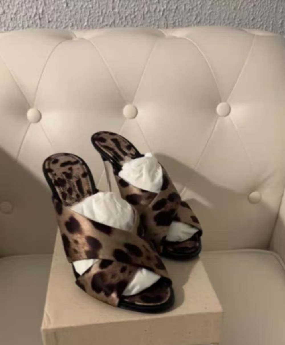 Сексуальные босоножки с леопар – обзор и цена Leopard Print Heels